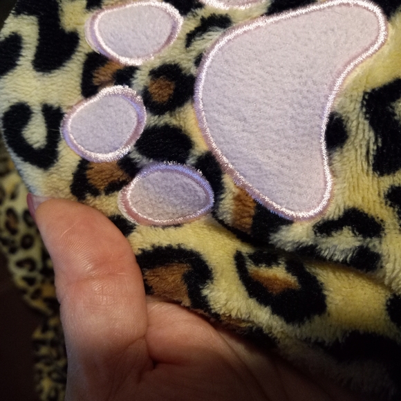 Cozy Wrap Cat Hooded Leopard Print Snuggle Adult Wearable Blanket Sloungy Fleece - Picture 3 of 11